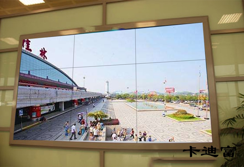 广西两江机场49寸液晶拼接屏案例图