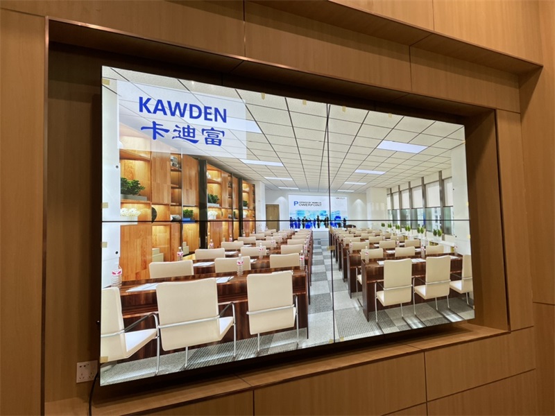 深圳龙华花湘子餐厅55寸2X2拼接屏多功能显示系统