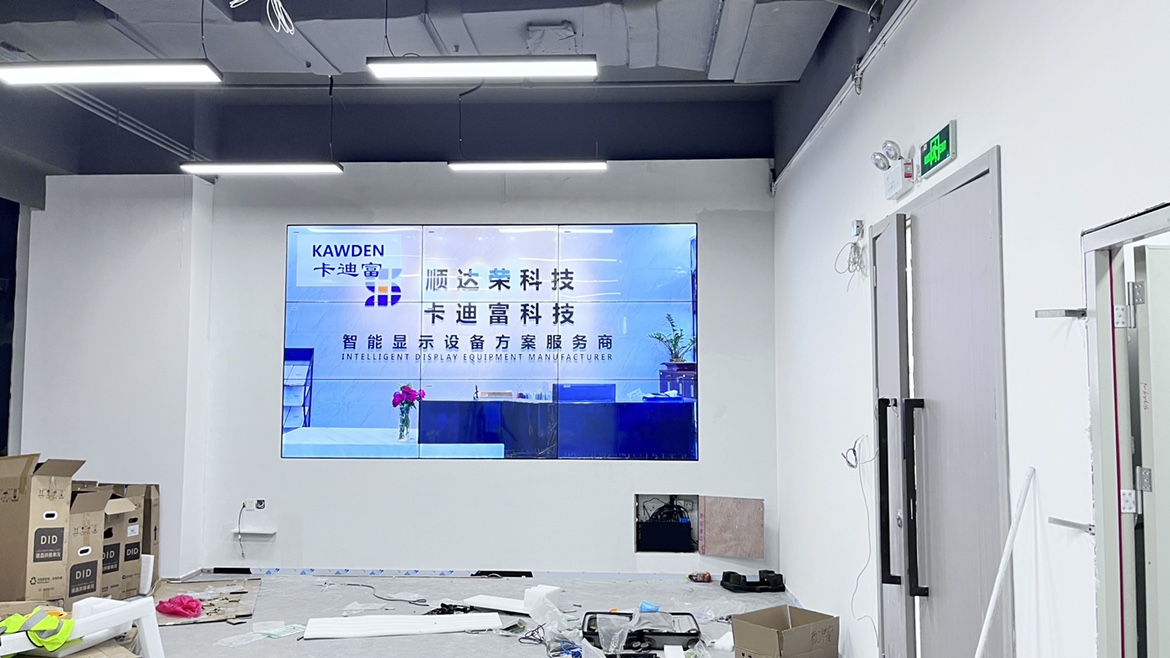 深圳医疗机构55寸壁挂3X3液晶拼接屏