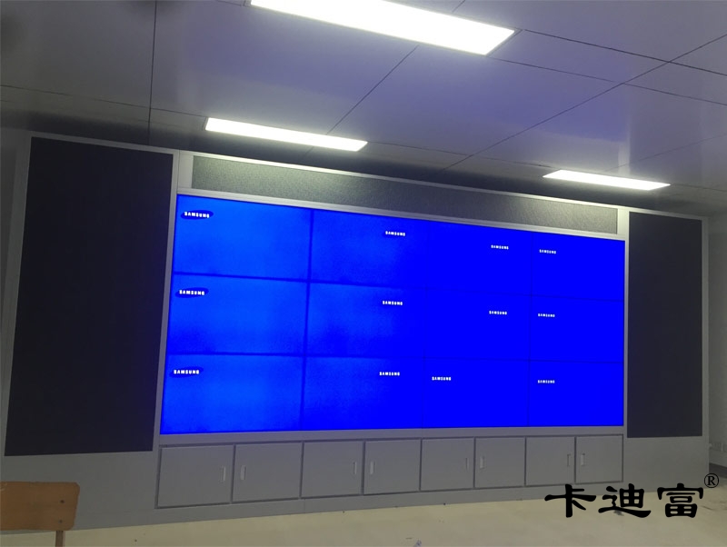 深圳拼接屏厂家带大家走向商显高端化