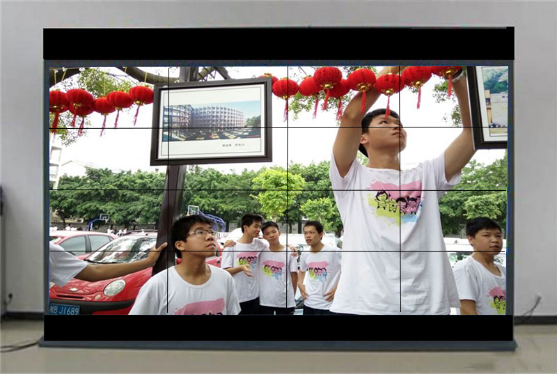 柳州第八中学室内体育馆49寸液晶拼接屏展示项目4*5案例