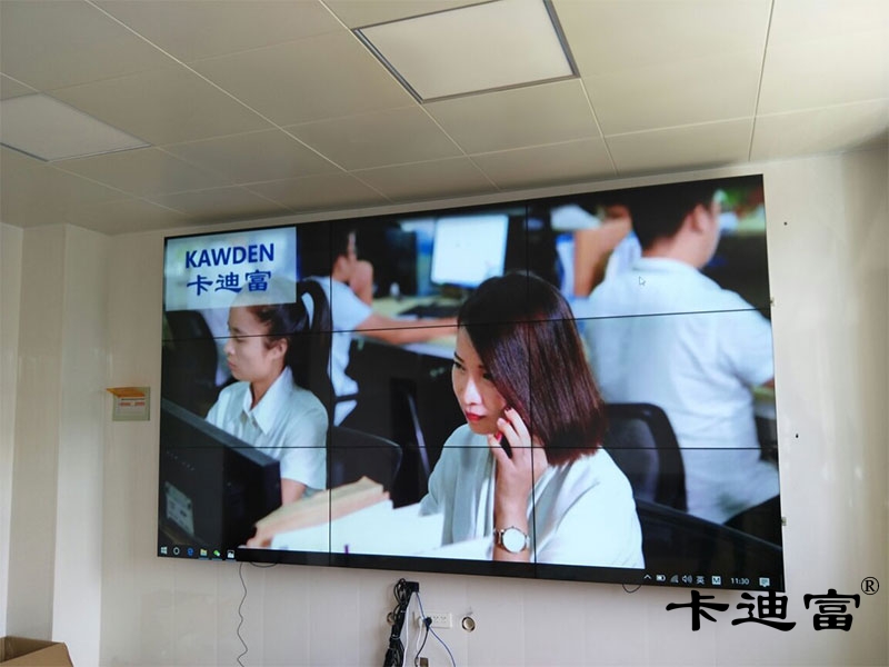 内蒙学校49寸液晶拼接屏监控案例图