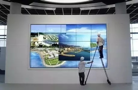 液晶拼接屏安装