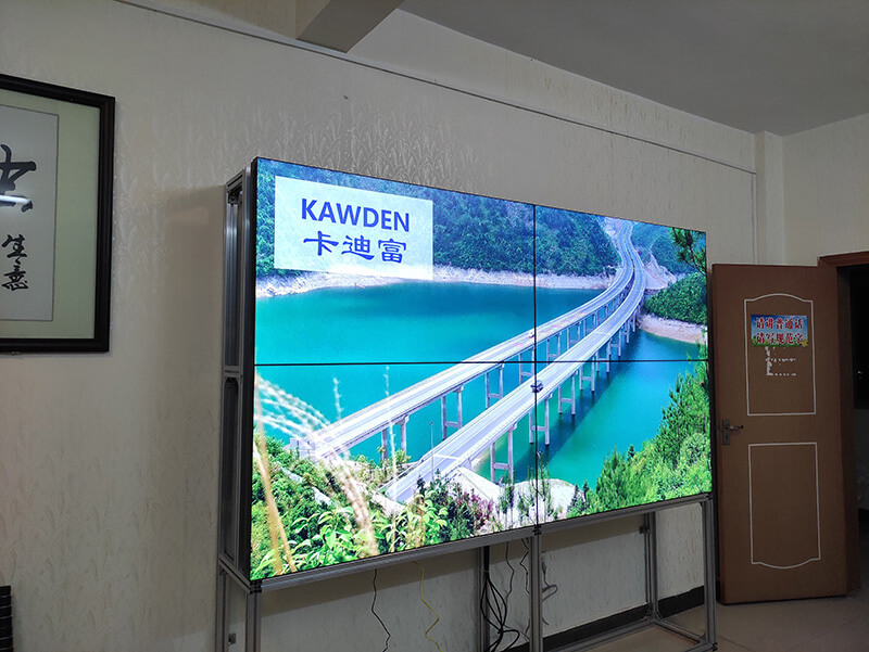 连州交通局55寸2x2 3.5mm液晶拼接屏壁挂支架式安装案例