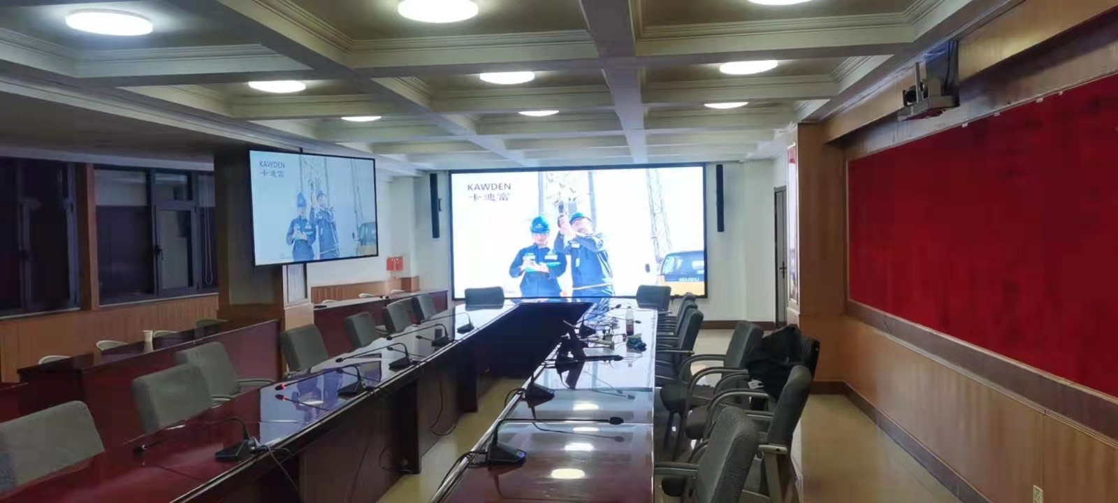 甘肃兰州P1.53+P1.25LED显示屏室内会议大屏