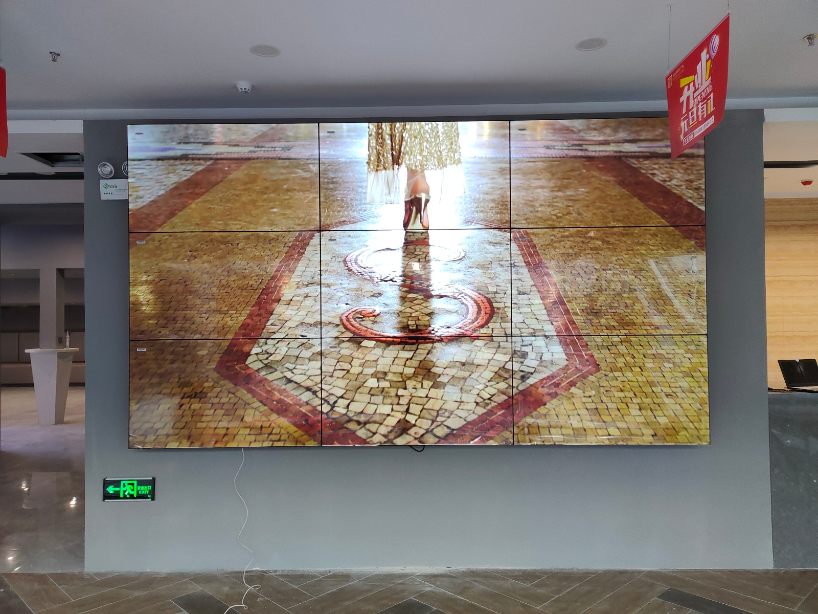 通州区铂金时代广场电影院拼接屏大屏幕展示图