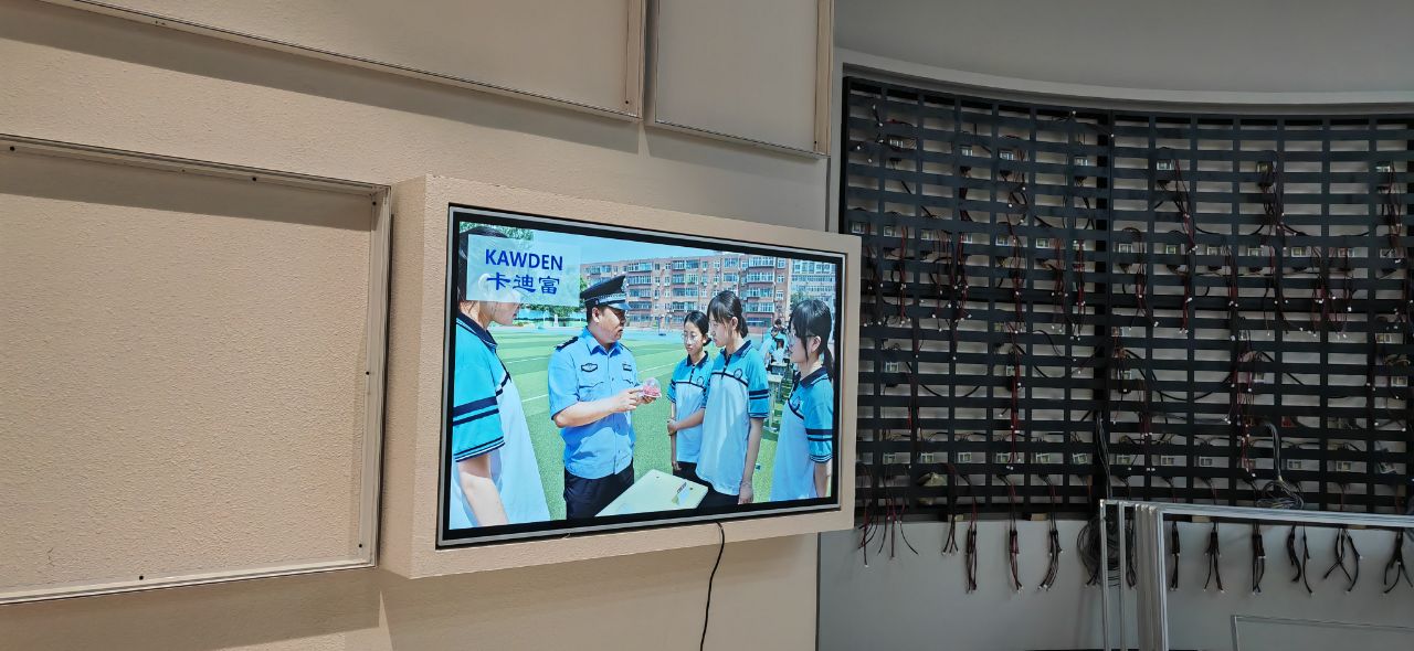 三亚市强制隔离戒毒所数字展厅透明屏展示柜显示屏展示宣传互动