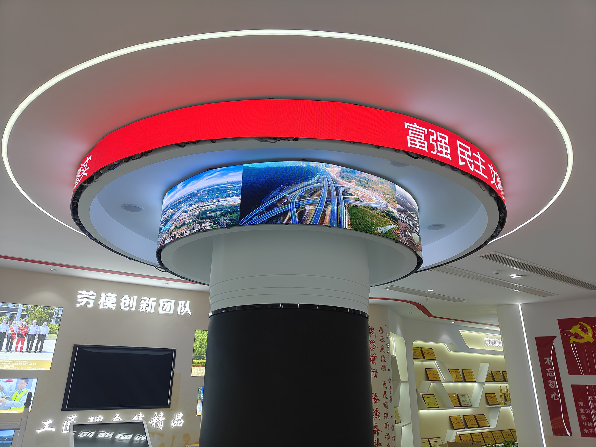  江苏省徐州市鼓楼区软模组P2.0 led显示屏