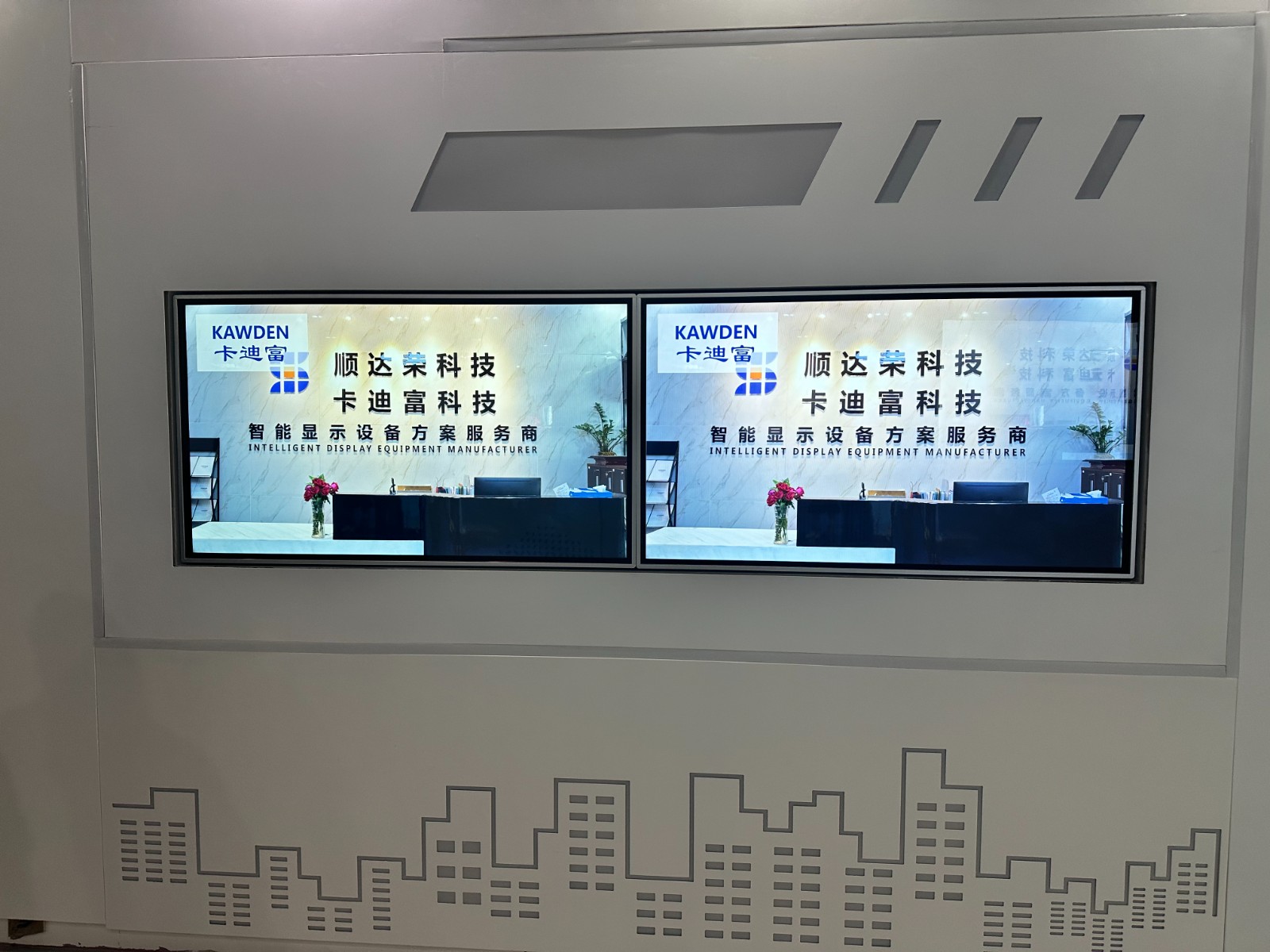 触摸一体机案例图片