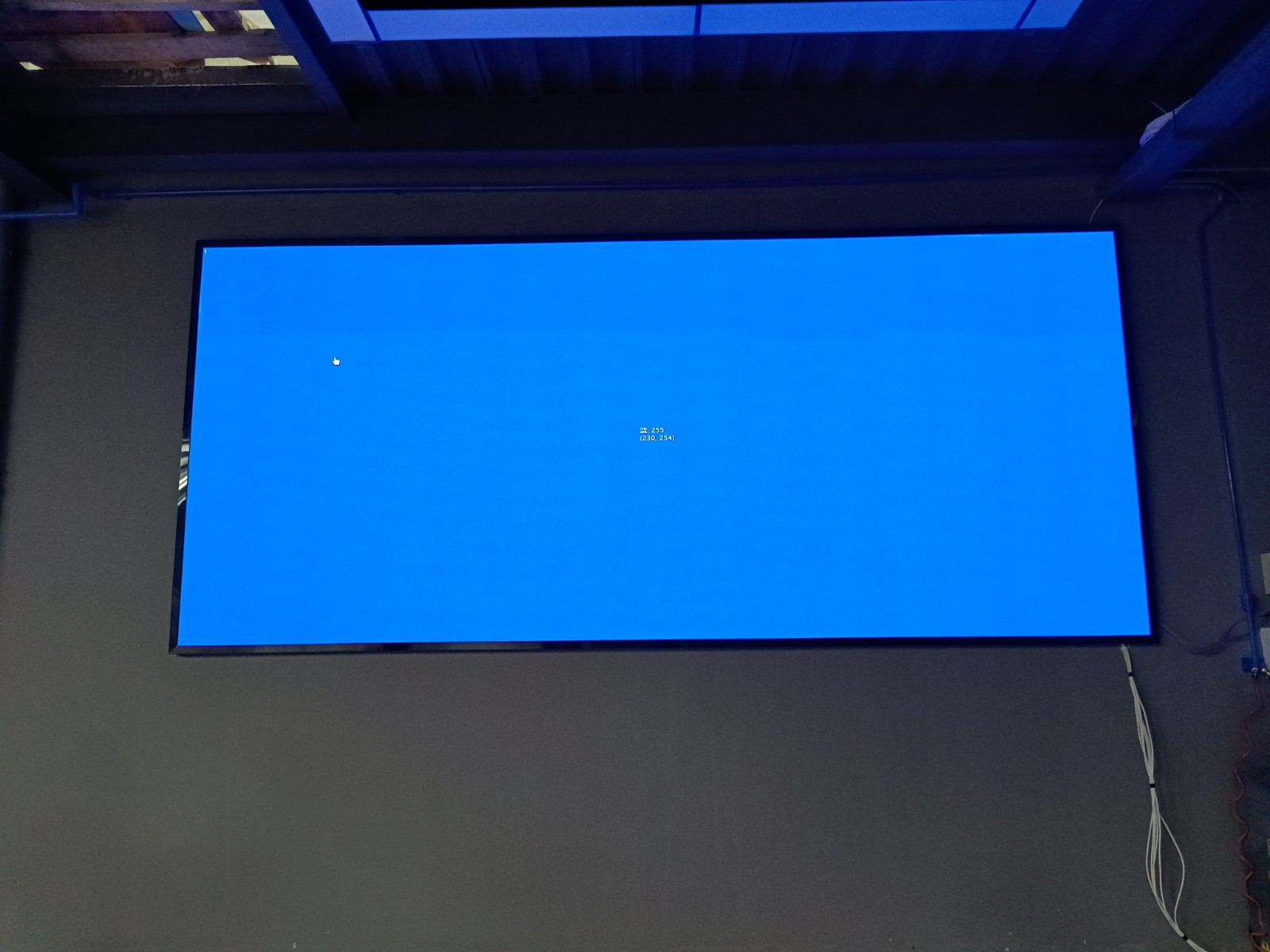 产业园车所led显示屏P1.86案例图片