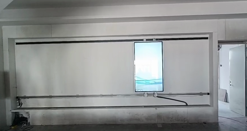 福州市马尾区产业园某公司项目6米轨道+65寸触摸一体机