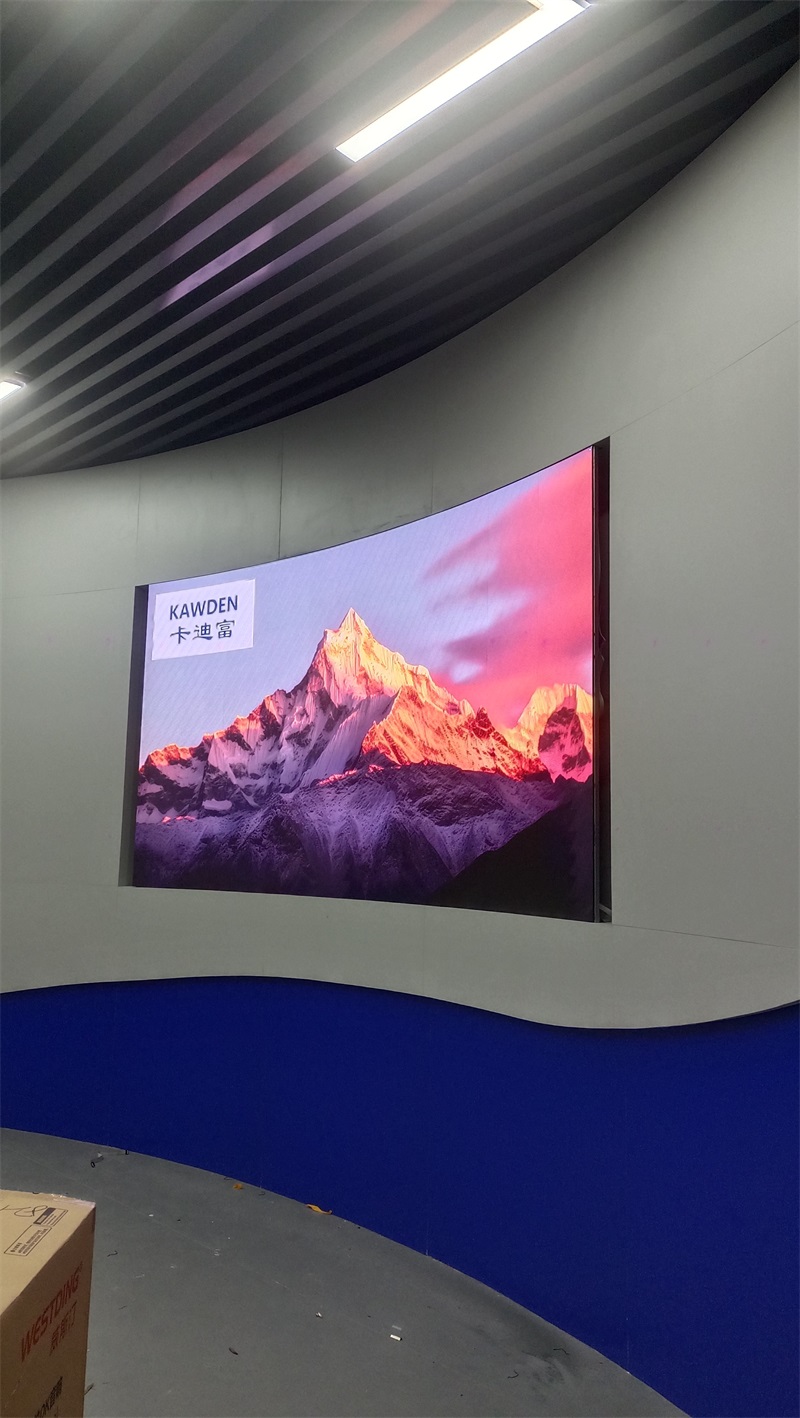 led显示屏全彩屏软模组P1.86 3200mmX1760mm