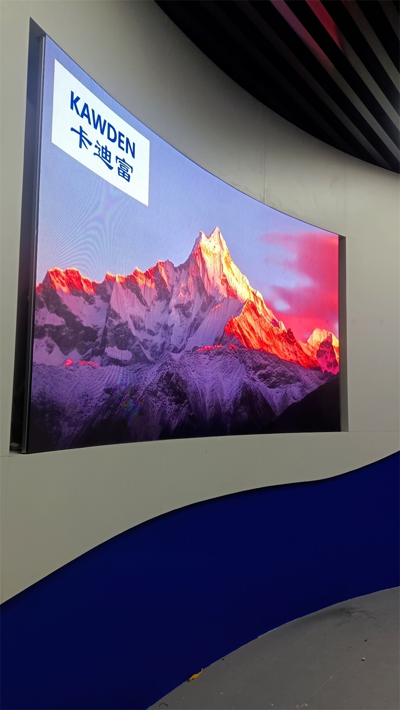 led显示屏全彩屏软模组P1.86 3200mmX1760mm