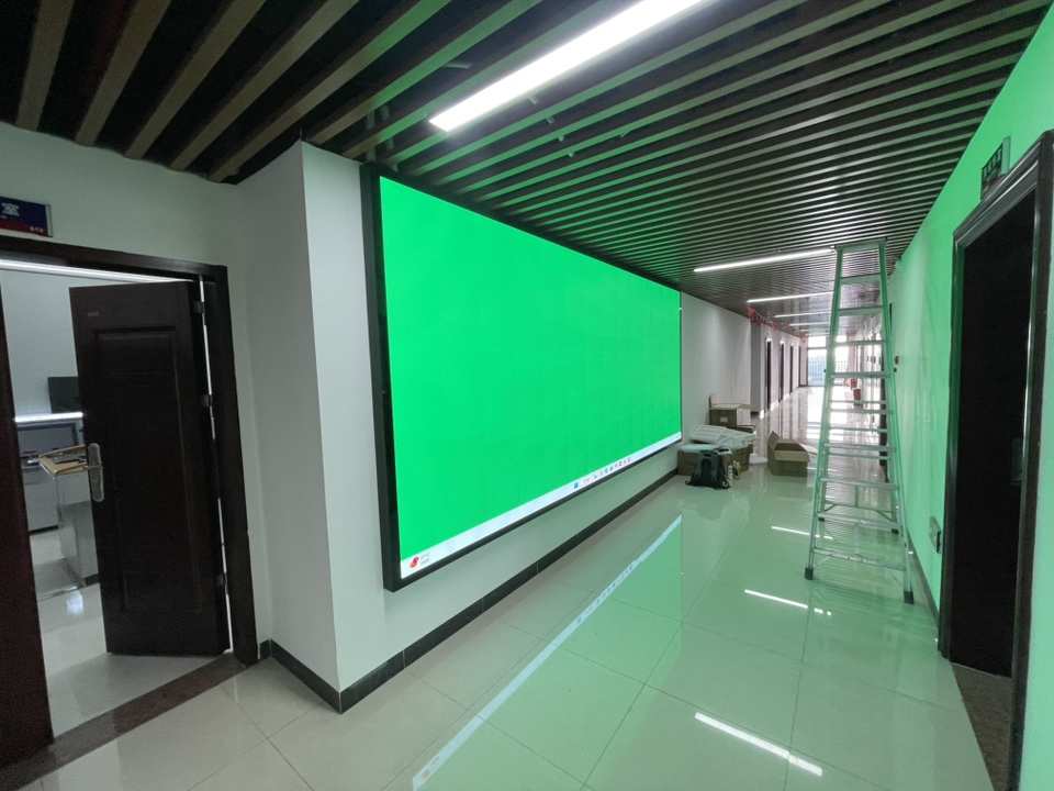 高清高刷P2led显示屏