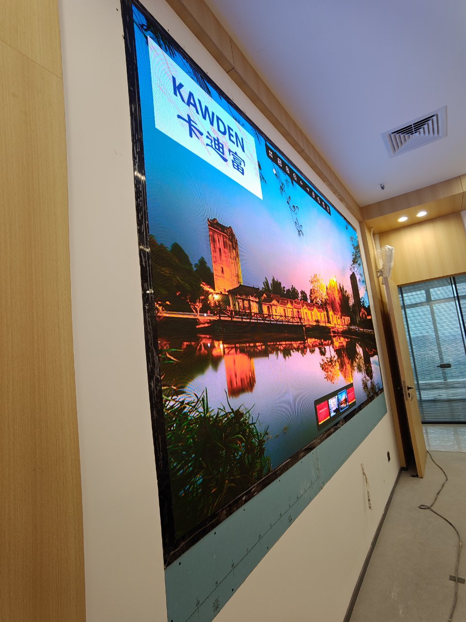 3.52×1.92米led显示屏