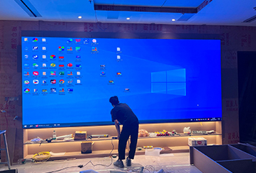 东莞装修公司项目P1.86室内（4.48x1.92平方）led显示屏客户