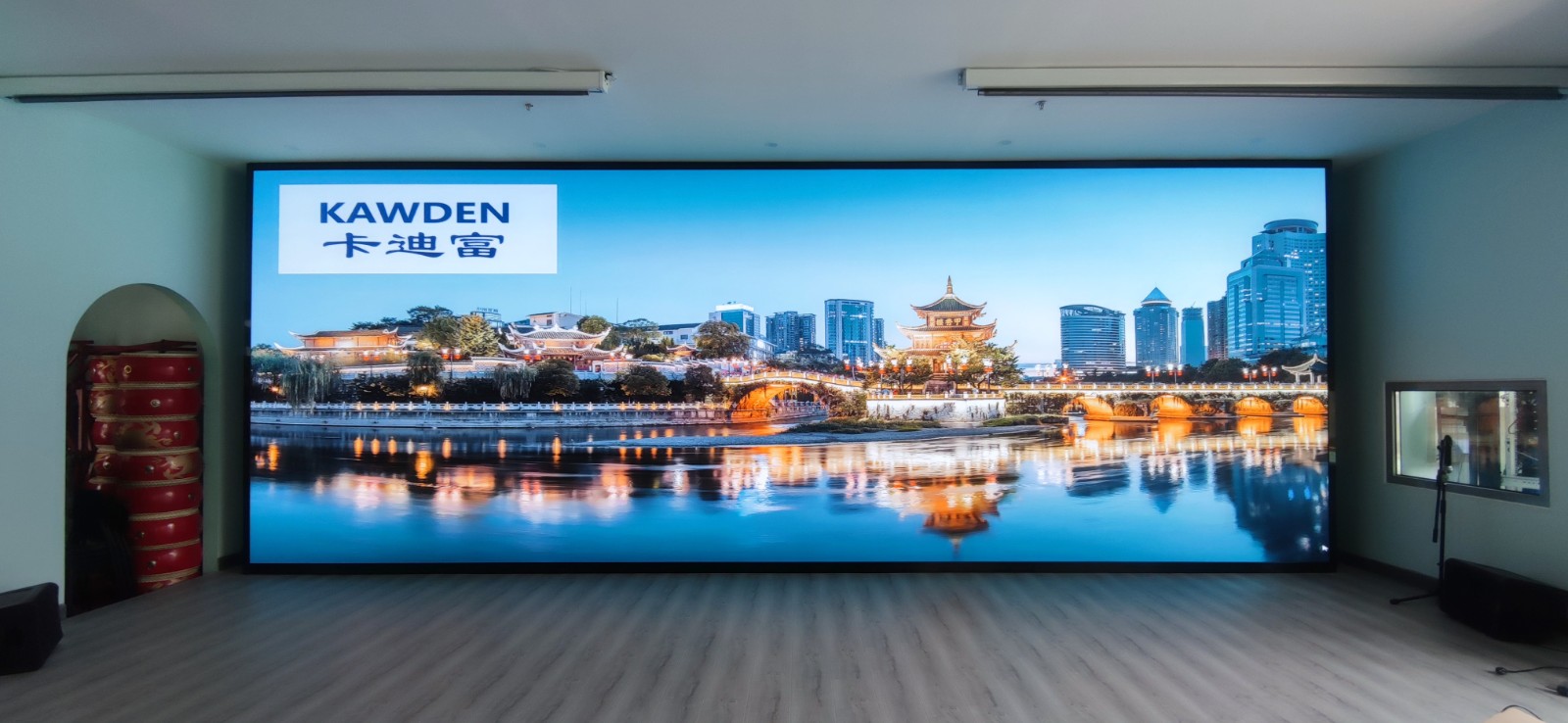 国防大学联合勤务学院提供P1.25 LED全彩屏